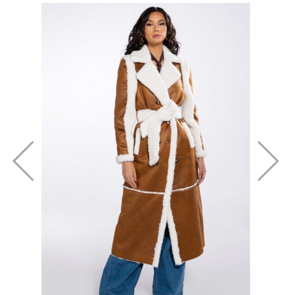 Brand New With Tags Never Worn Lightweight Fall/Winter Jacket